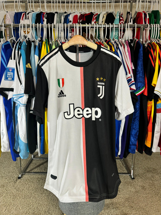 Juventus 2019/2020 home